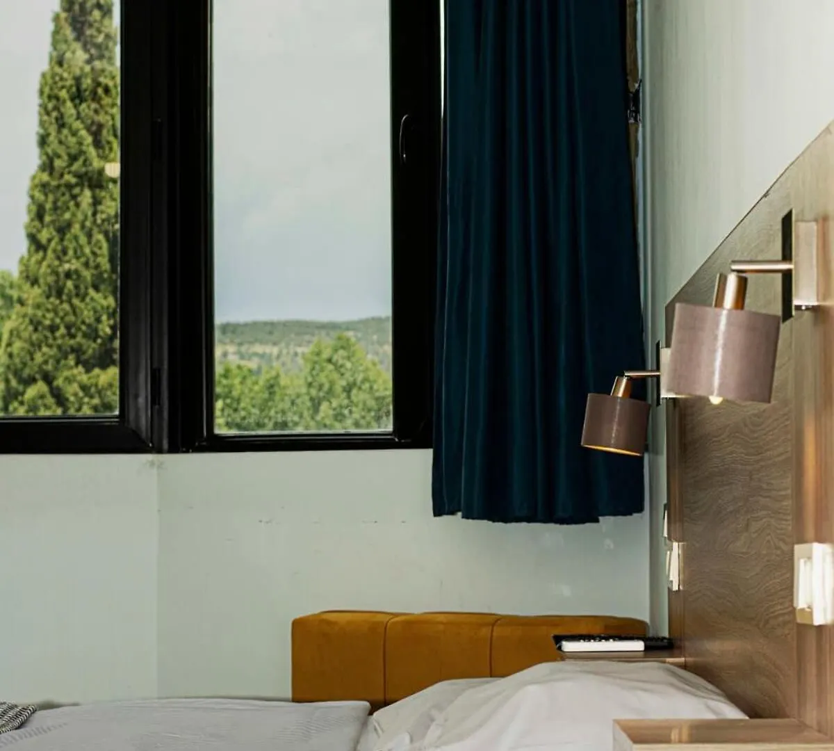 Stylish Studio Apt In The Heart Of Old Тбилиси Апартаменты